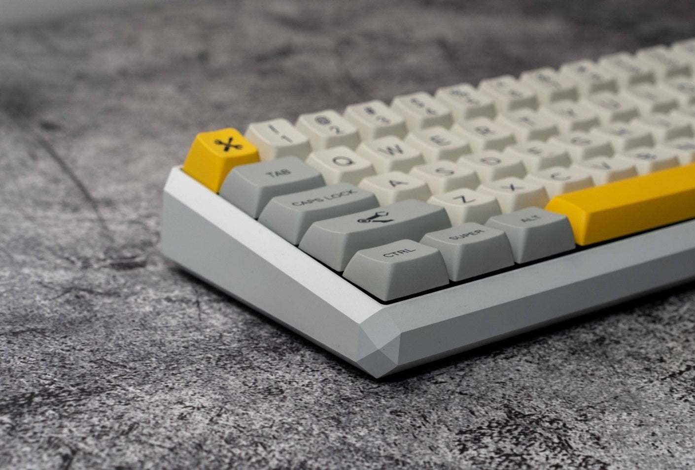 Heavy Duty MDA PBT Keycaps