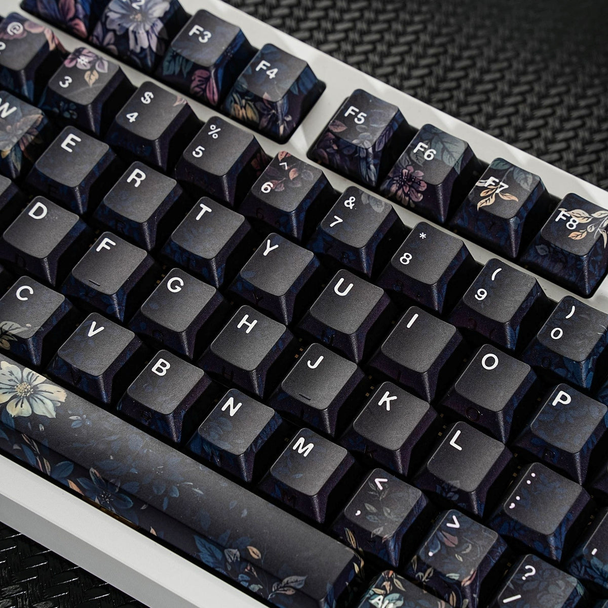 Faint Fragrance Cherry Dual Legends Backlit Keycaps