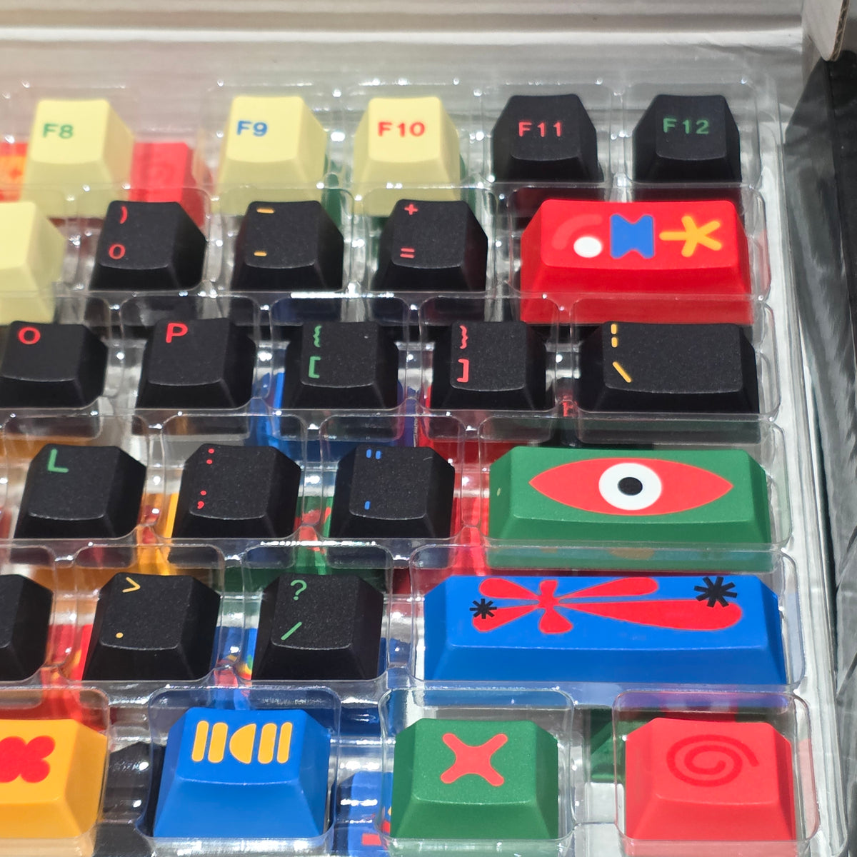 Motif Cherry 1.7mm Thick Keycaps