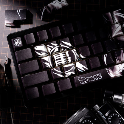 Super Saiyan Dragon Ball Z Goku Side Backlit Luminous Housing PBT Keycaps