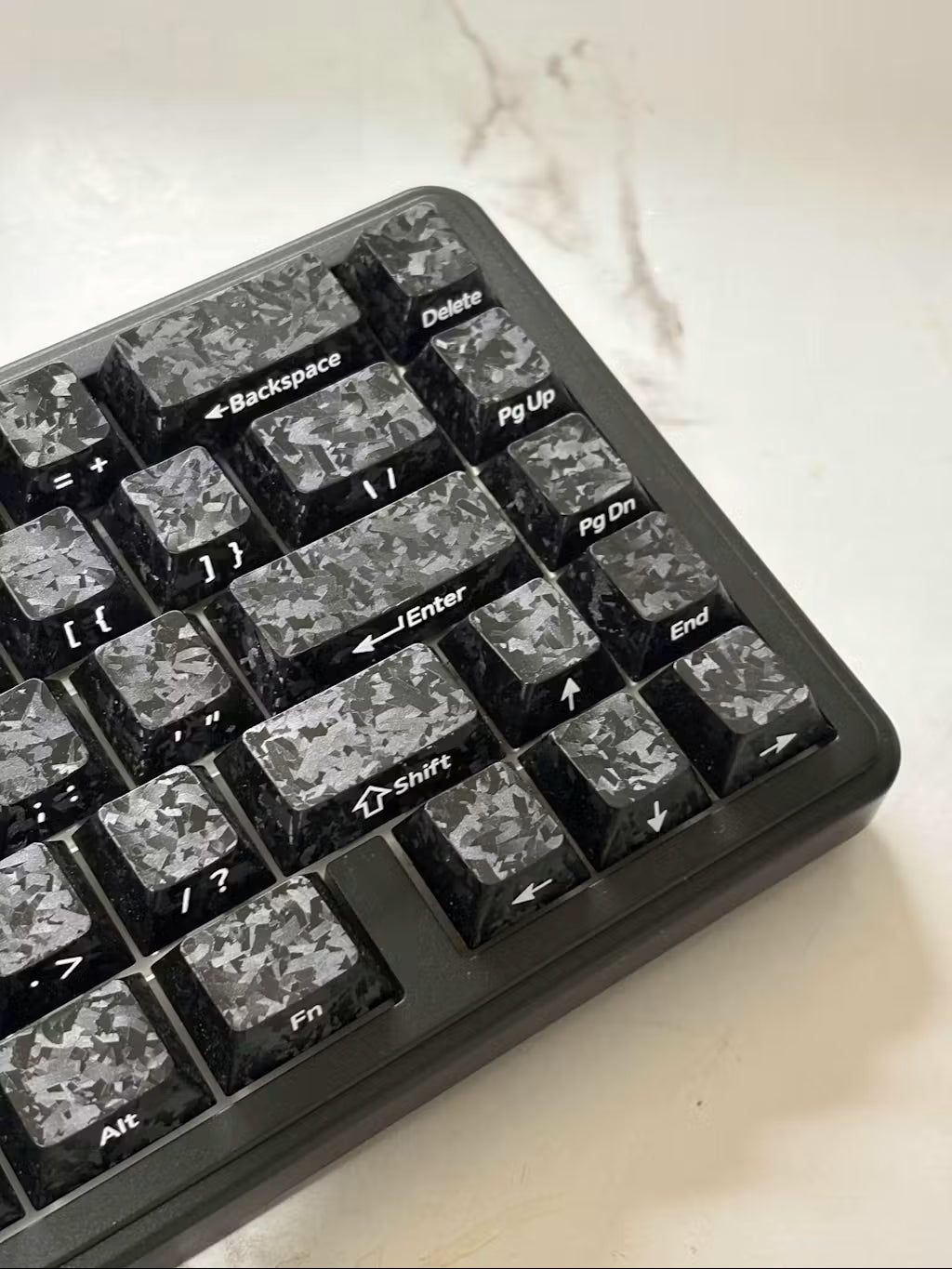 Womier Forged Carbon-Look Cherry Profile Keycaps