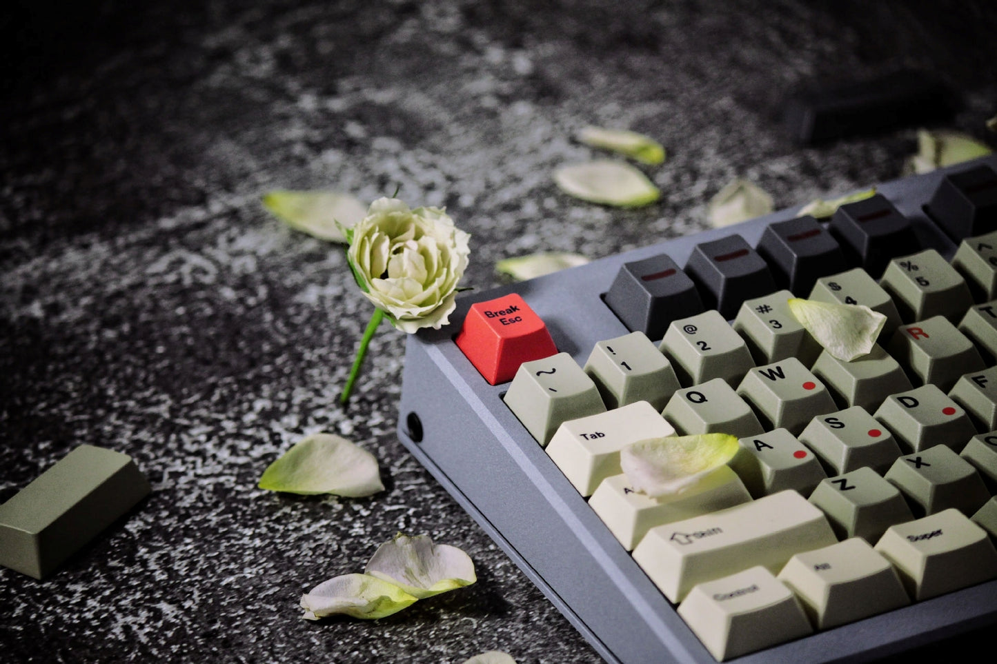 PREMIUM Red Light Cherry PBT Keycaps With PBT Storage Box