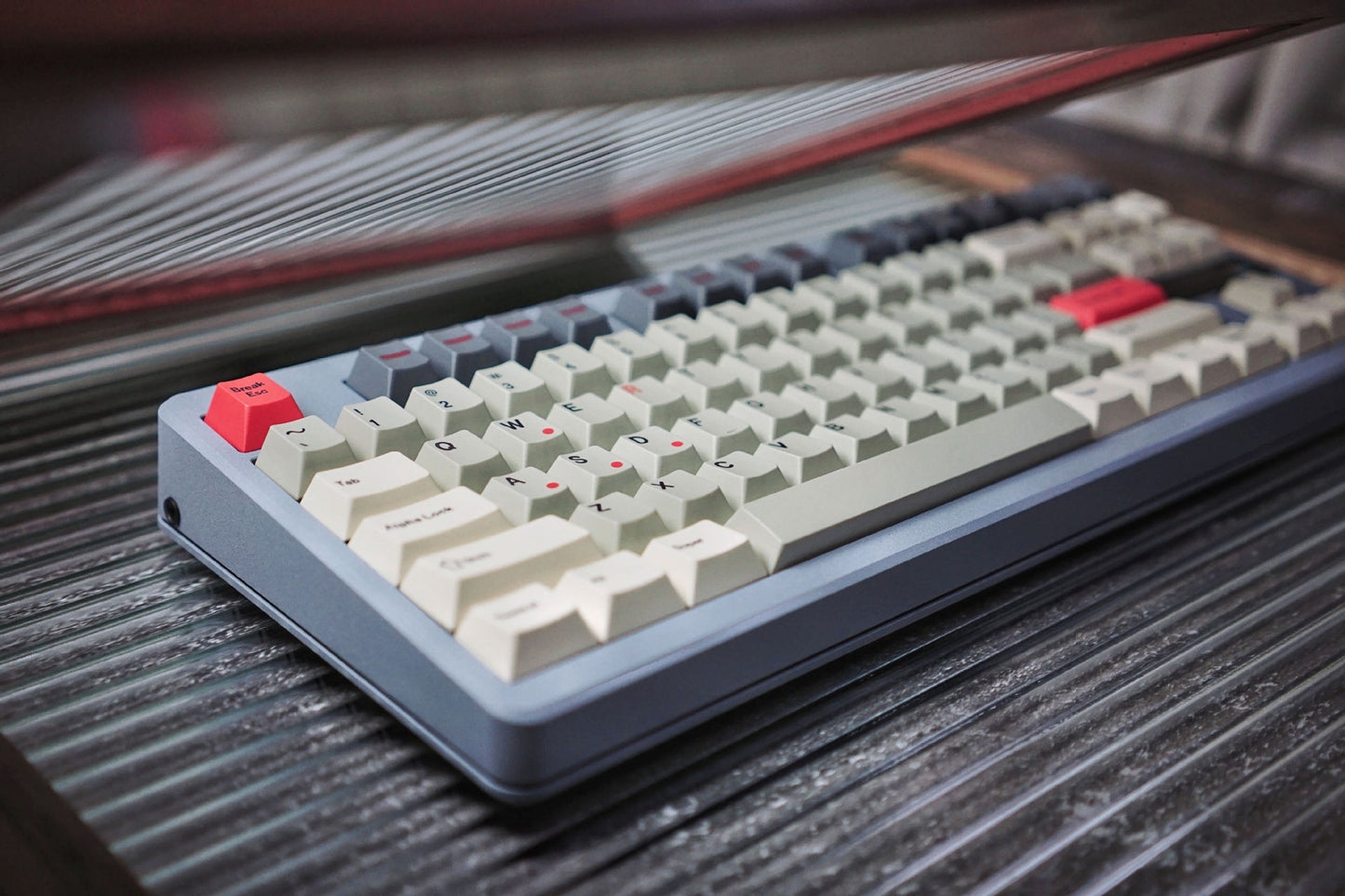 PREMIUM Red Light Cherry PBT Keycaps With PBT Storage Box