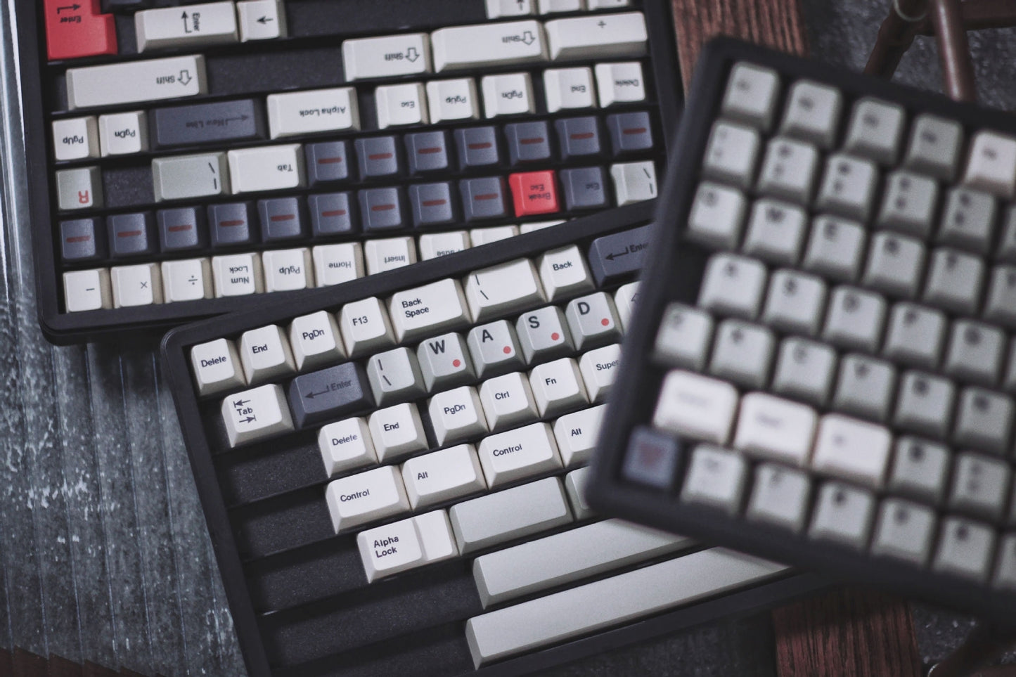 PREMIUM Red Light Cherry PBT Keycaps With PBT Storage Box