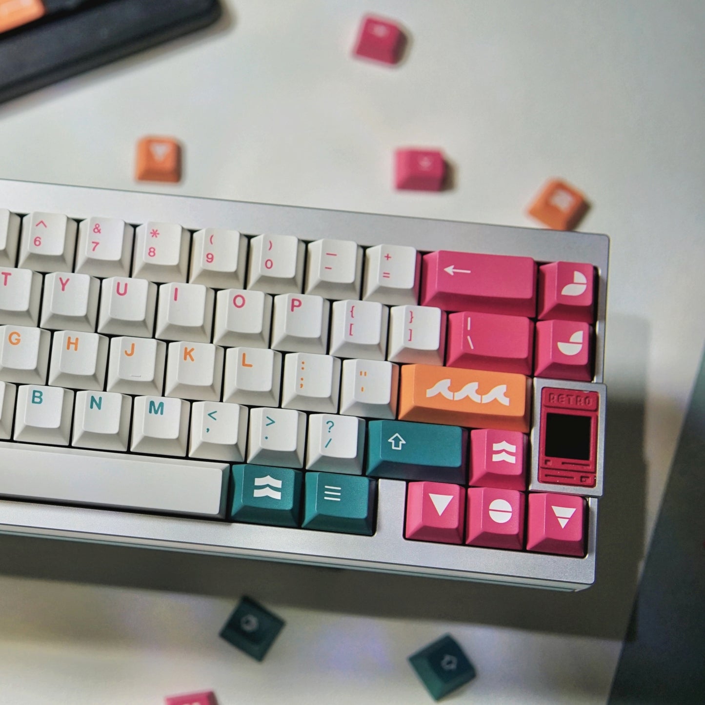 PREMIUM Salt Lake Cherry PBT Keycaps