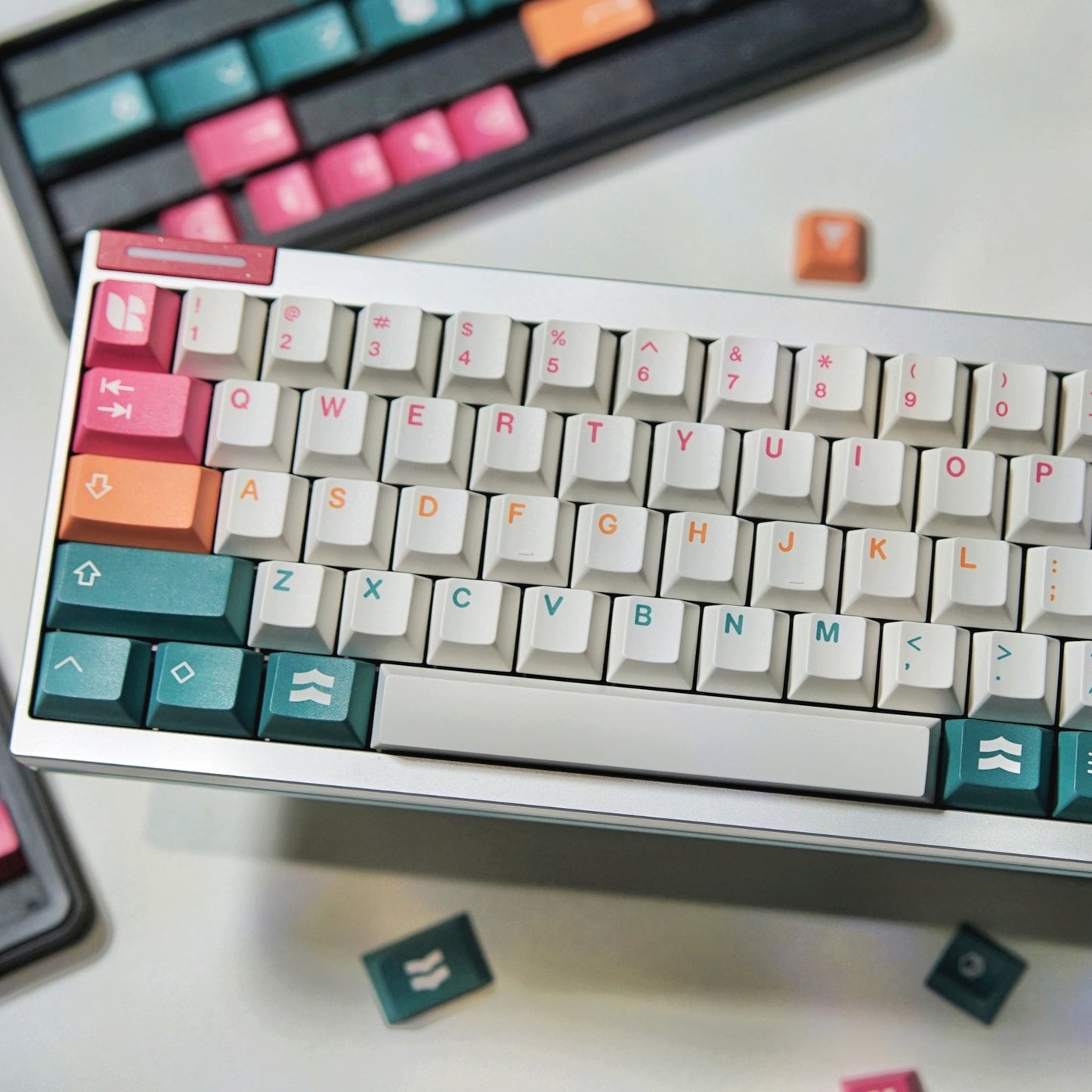 PREMIUM Salt Lake Cherry PBT Keycaps