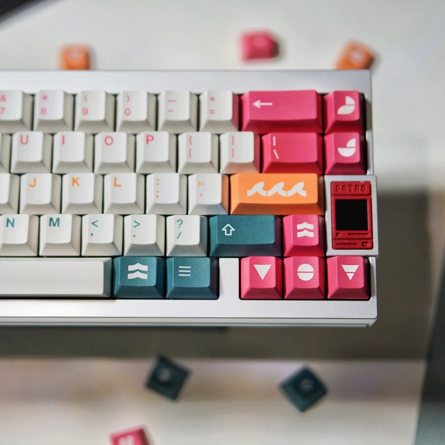 PREMIUM Salt Lake Cherry PBT Keycaps