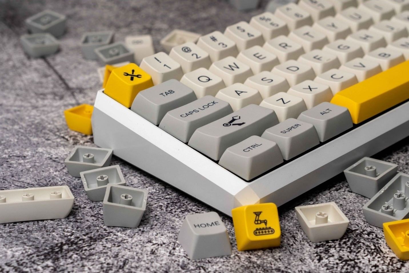 Heavy Duty MDA PBT Keycaps