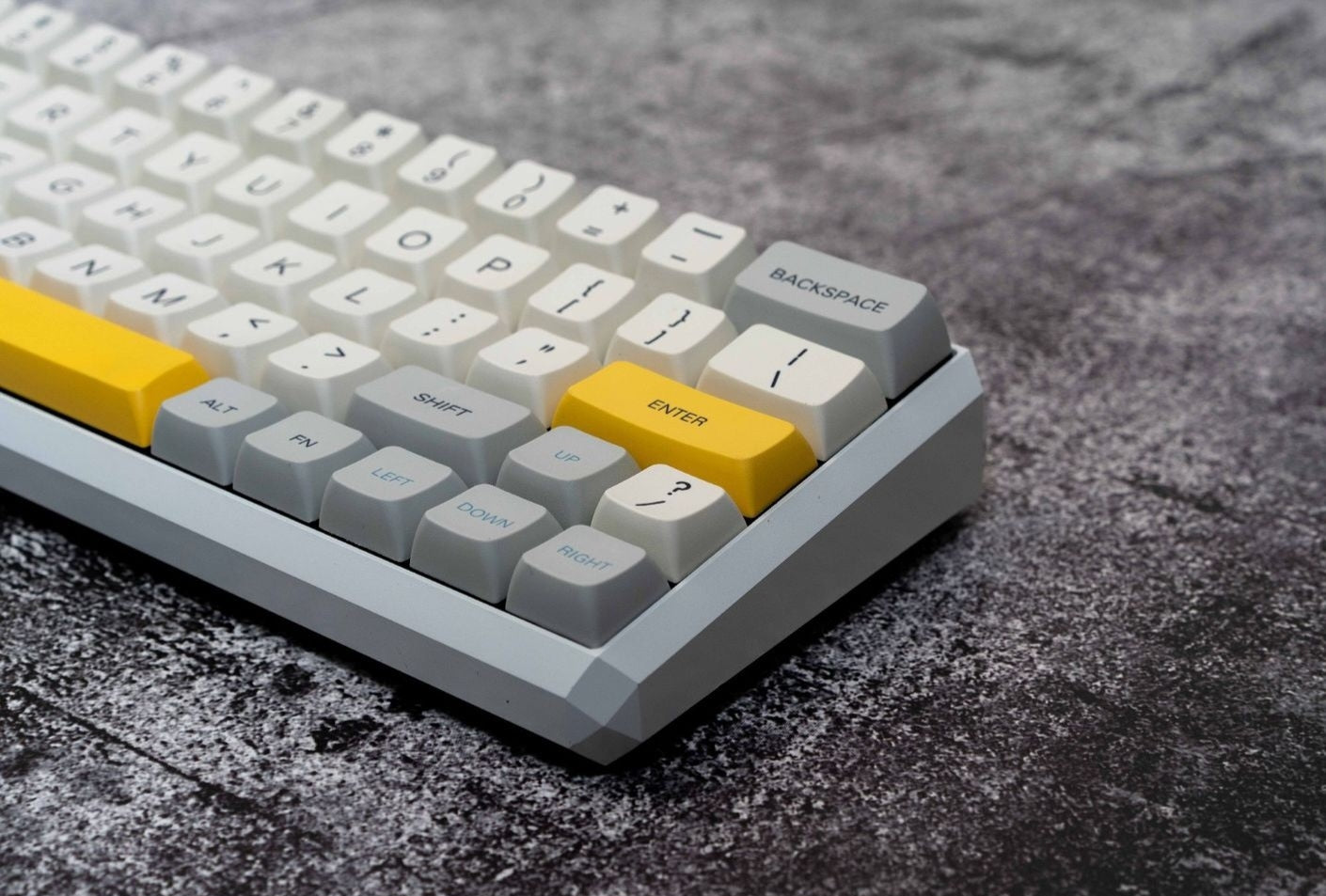 Heavy Duty MDA PBT Keycaps