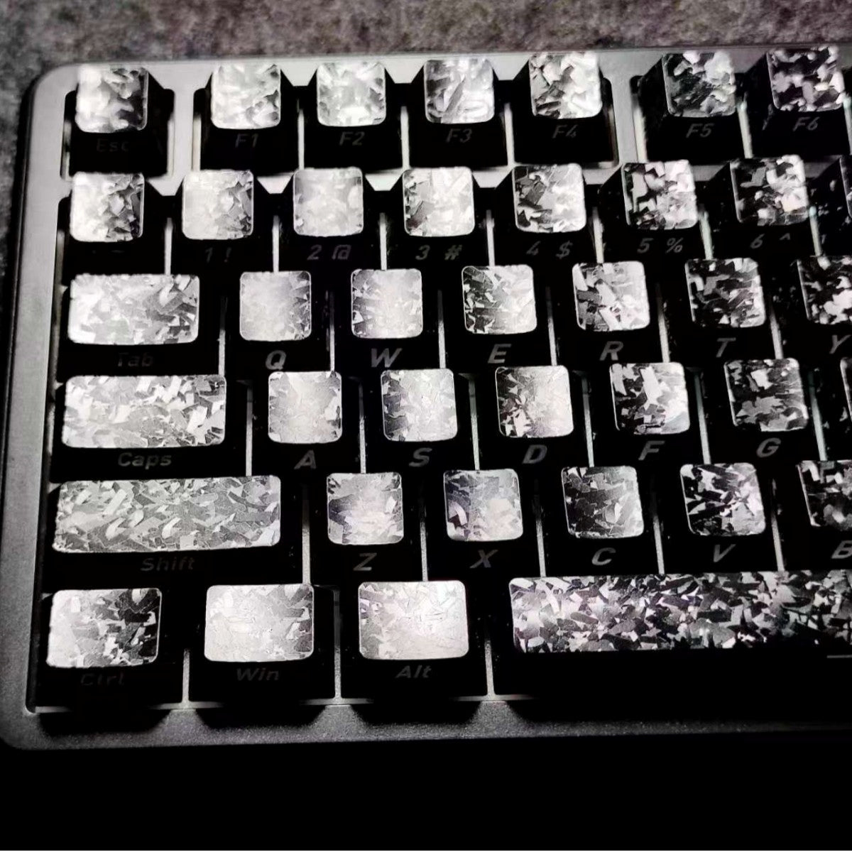 Carbon Fiber Texture Cherry Keycaps