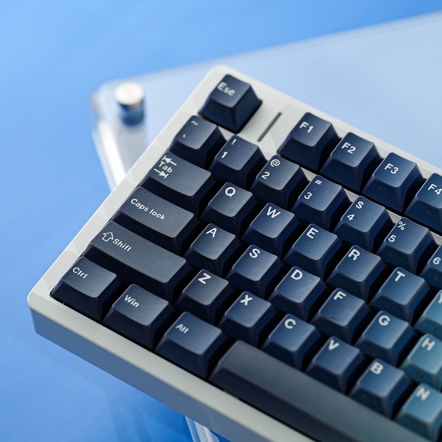 Ocean Heart Prism Relfection Dual Legends Shinethrough Keycaps