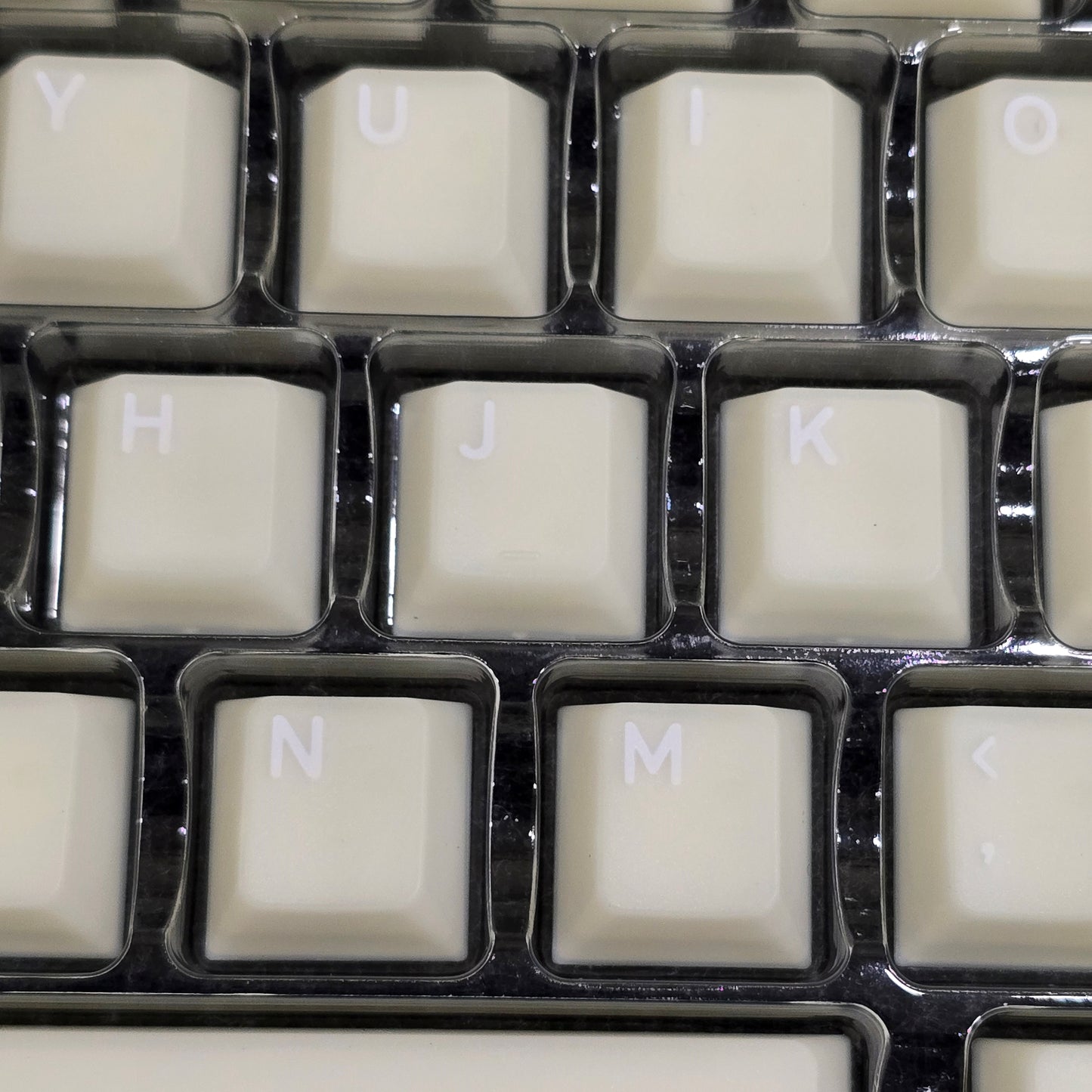 White On White Marble Style PYGA Doubleshot Keycaps