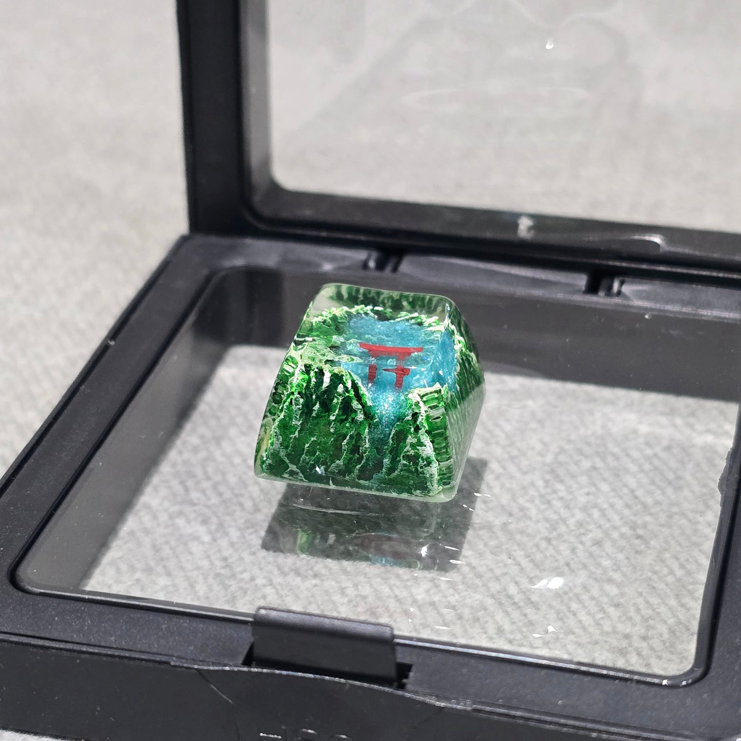 Sakura Snow Spring Torii Gate Resin Artisan 1u Keycap