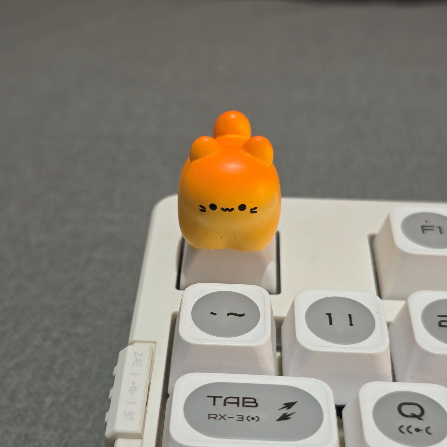 Neko Atsume The Chonky Cats Artisan Series Keycaps
