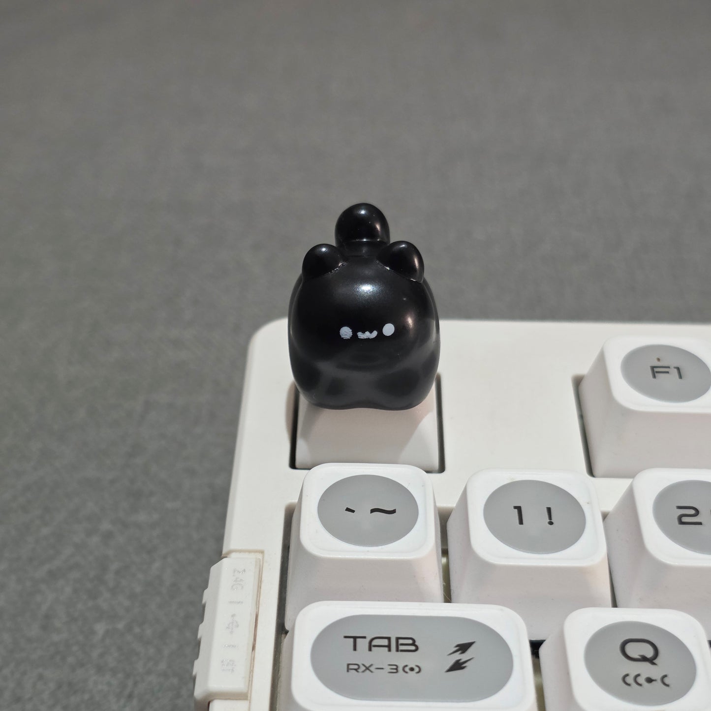 Neko Atsume The Chonky Cats Artisan Series Keycaps