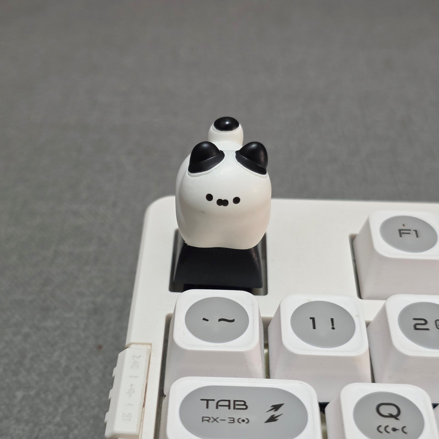 Neko Atsume The Chonky Cats Artisan Series Keycaps