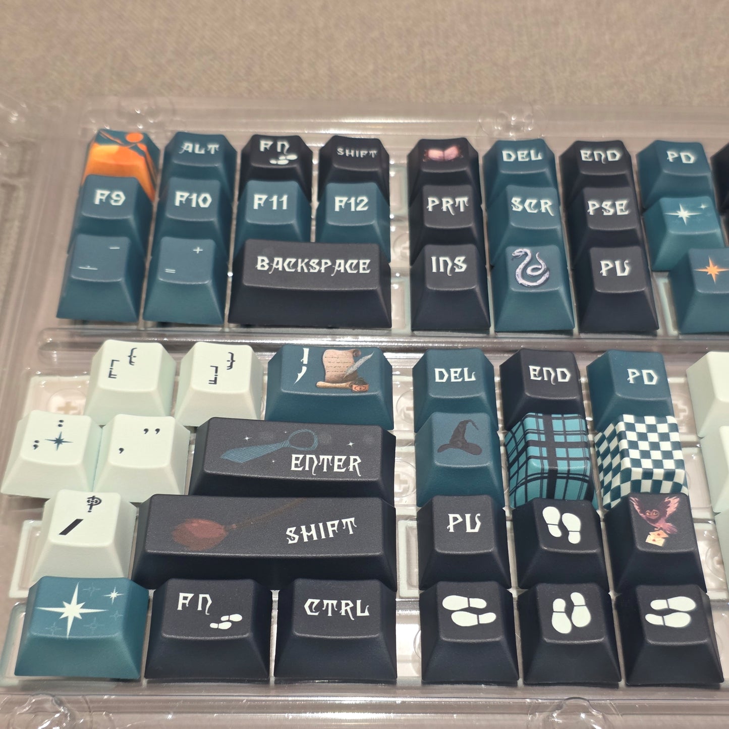 Harry Potter Slytherin Cherry Dye Sub PBT Keycaps