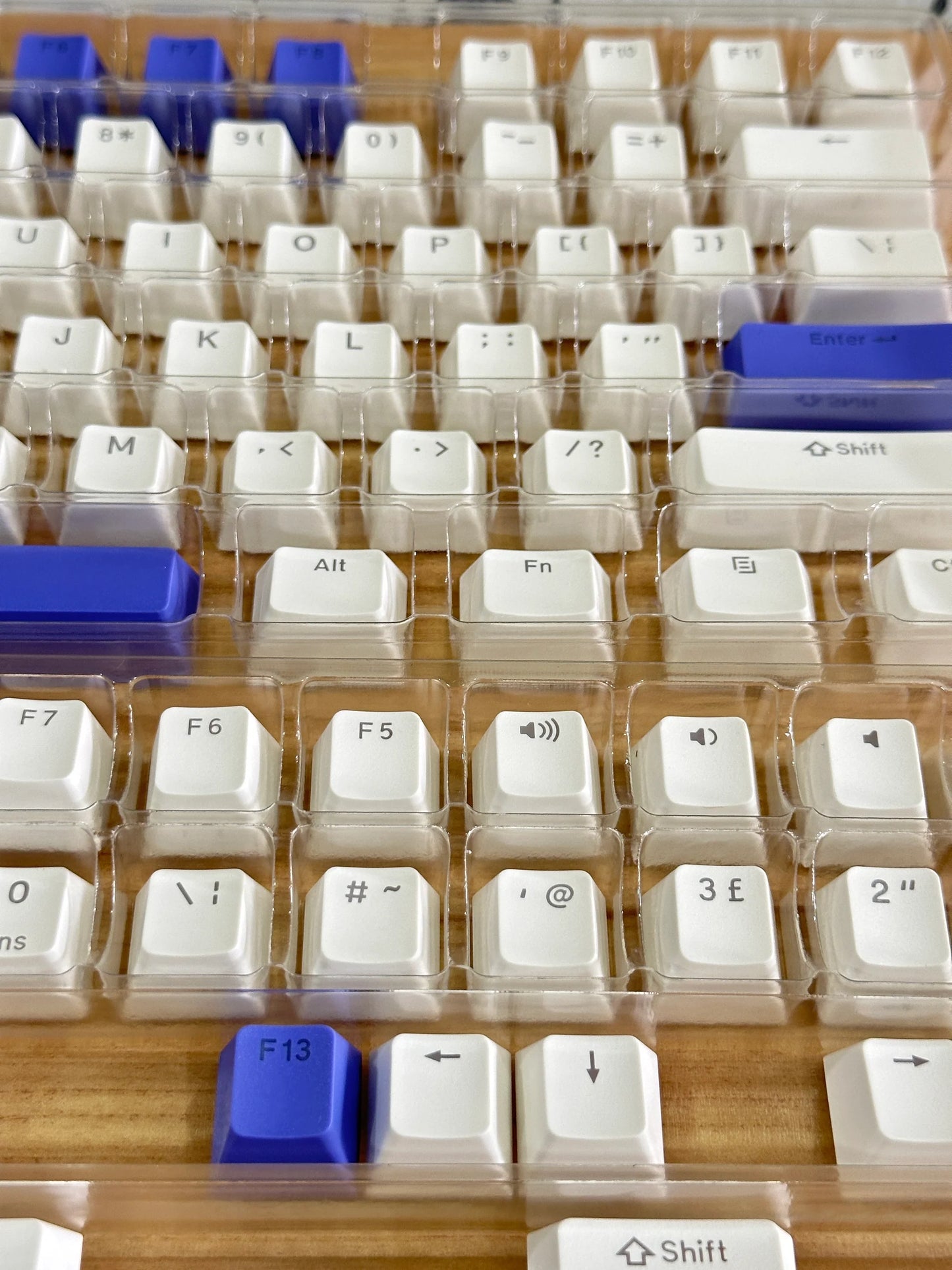 Backlit DaYe White Blue Premium Doubleshot OEM Profile Keycaps set of 152 Keys