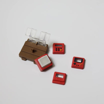 Retro Mini Gaming Pad Artisan Keycap With 3 Panels & 6 Cards Red White