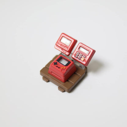 Retro Mini Gaming Pad Artisan Keycap With 3 Panels & 6 Cards Red White