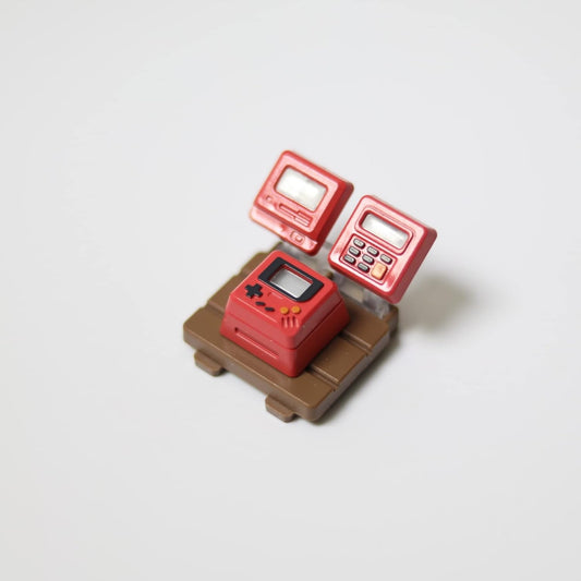 Retro Mini Gaming Pad Artisan Keycap With 3 Panels & 6 Cards Red White