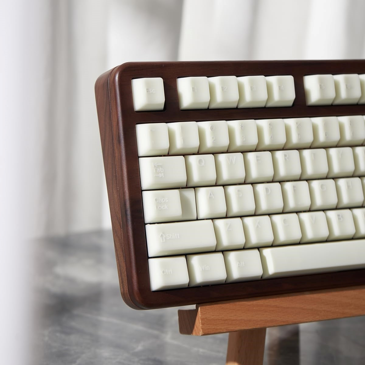 White On White Marble Style PYGA Doubleshot Keycaps