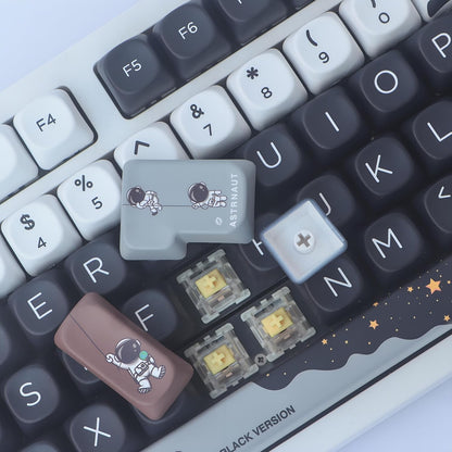 Little Astronaut MOA PBT Keycaps