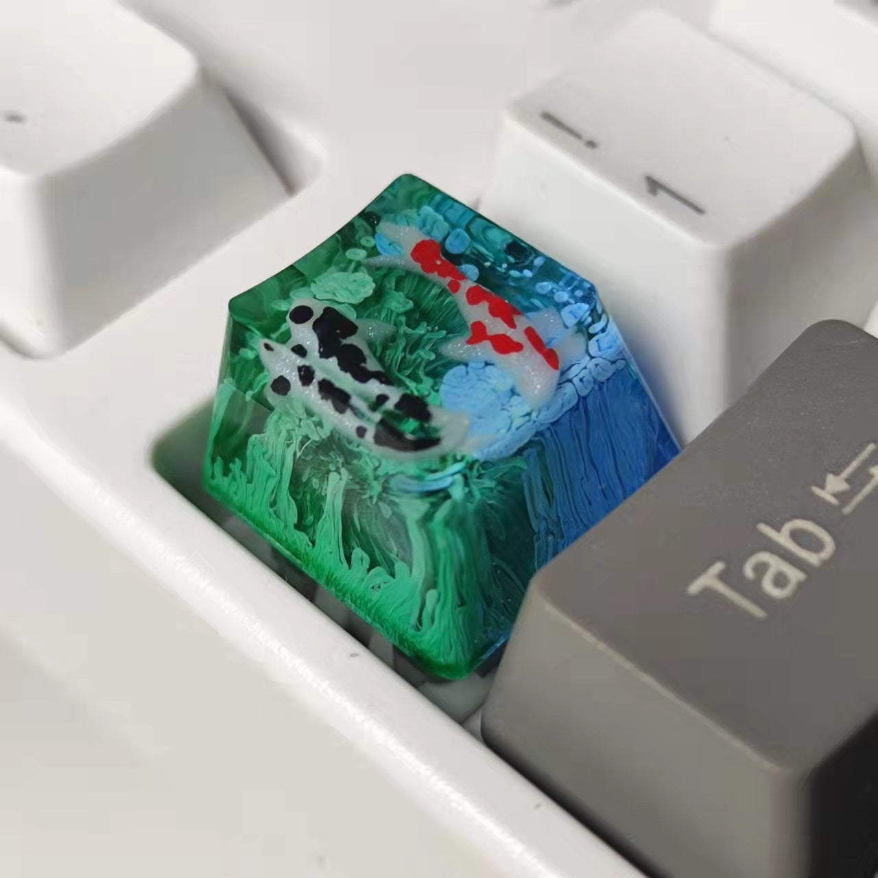 Koi Fish Resin Artisan Keycap Esc 1U