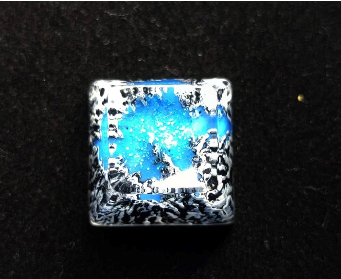 Snow Mountain Shinethrough Resin Artisan Keycap