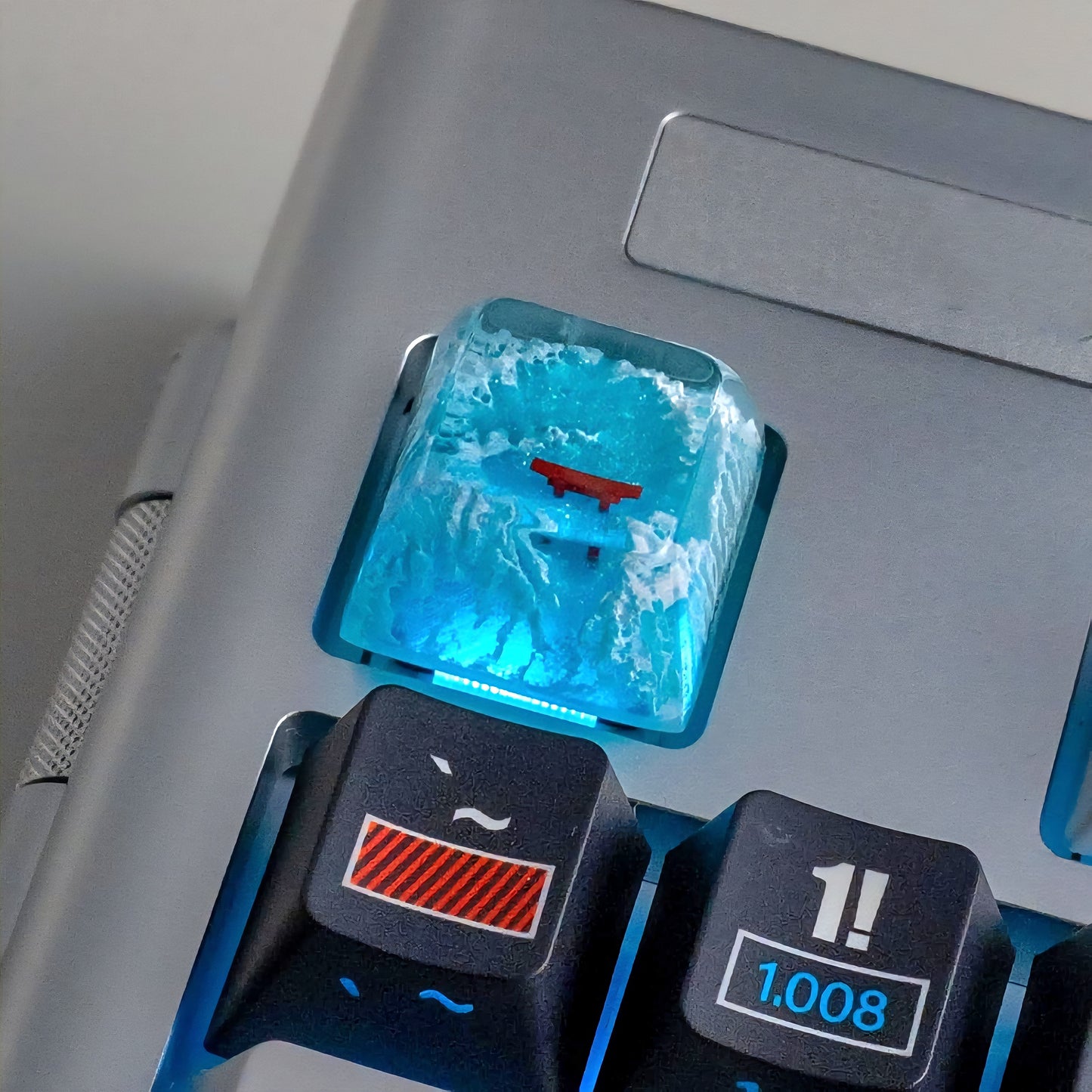 Sakura Snow Spring Torii Gate Resin Artisan 1u Keycap