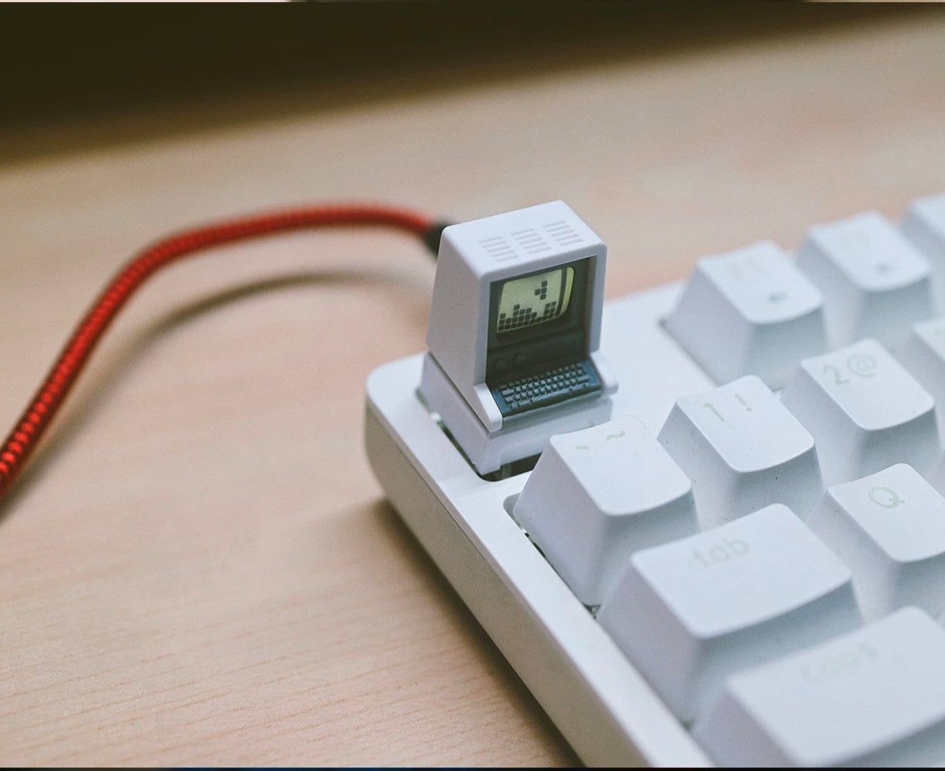 Hazeltine 1500 Retro Backlit Artisan Keycap