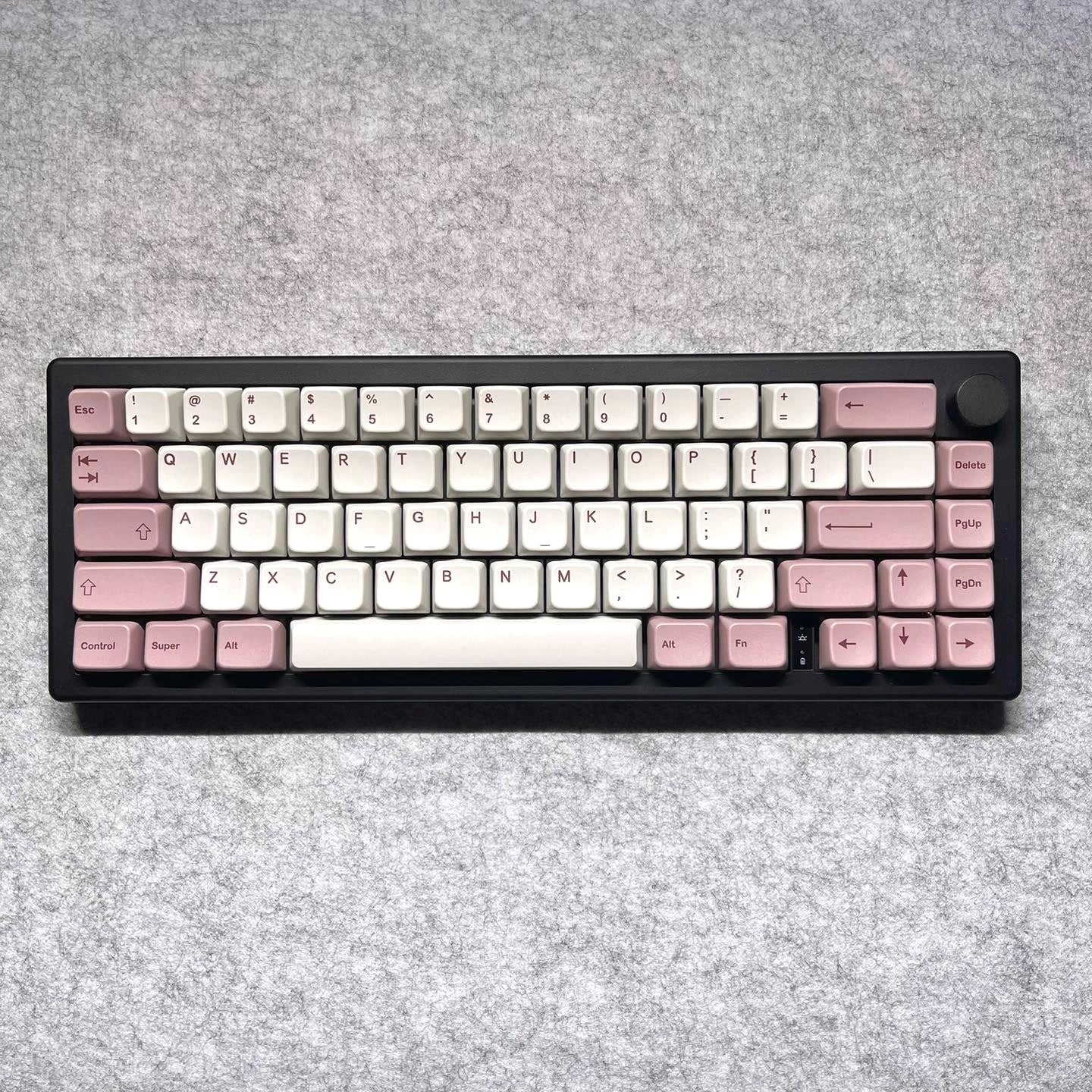 Winter Mountain MDA PBT Keycaps