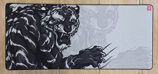 Tiger Claws Premium Control Surface XXL Deskmat