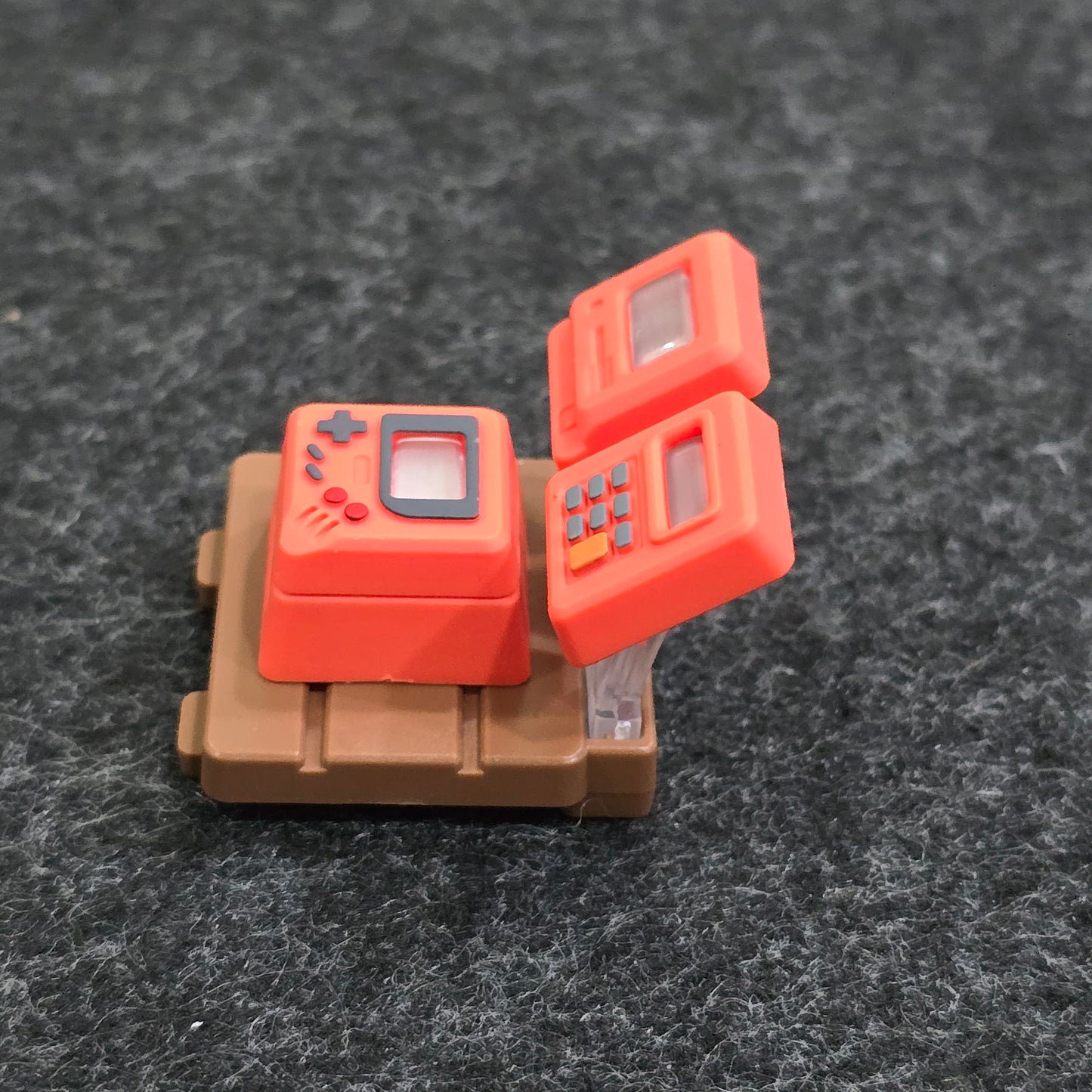 Red K-04 Retro Mini Gamepad 3 in 1 Backlit Artisan Keycap