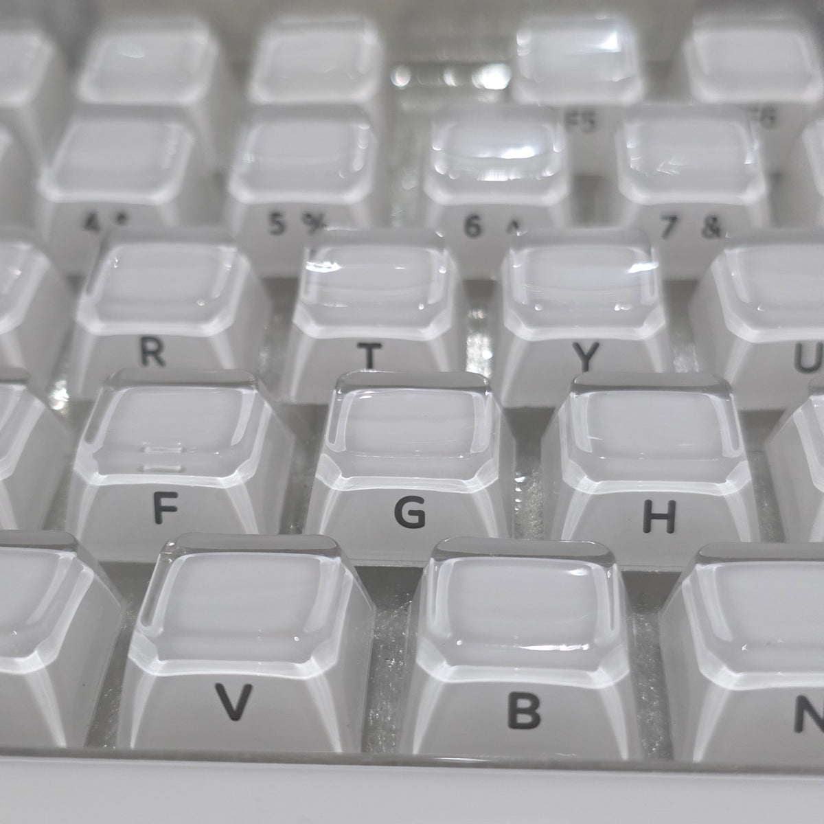 Gothic Porcelain Premium MDA Crystal Keycaps