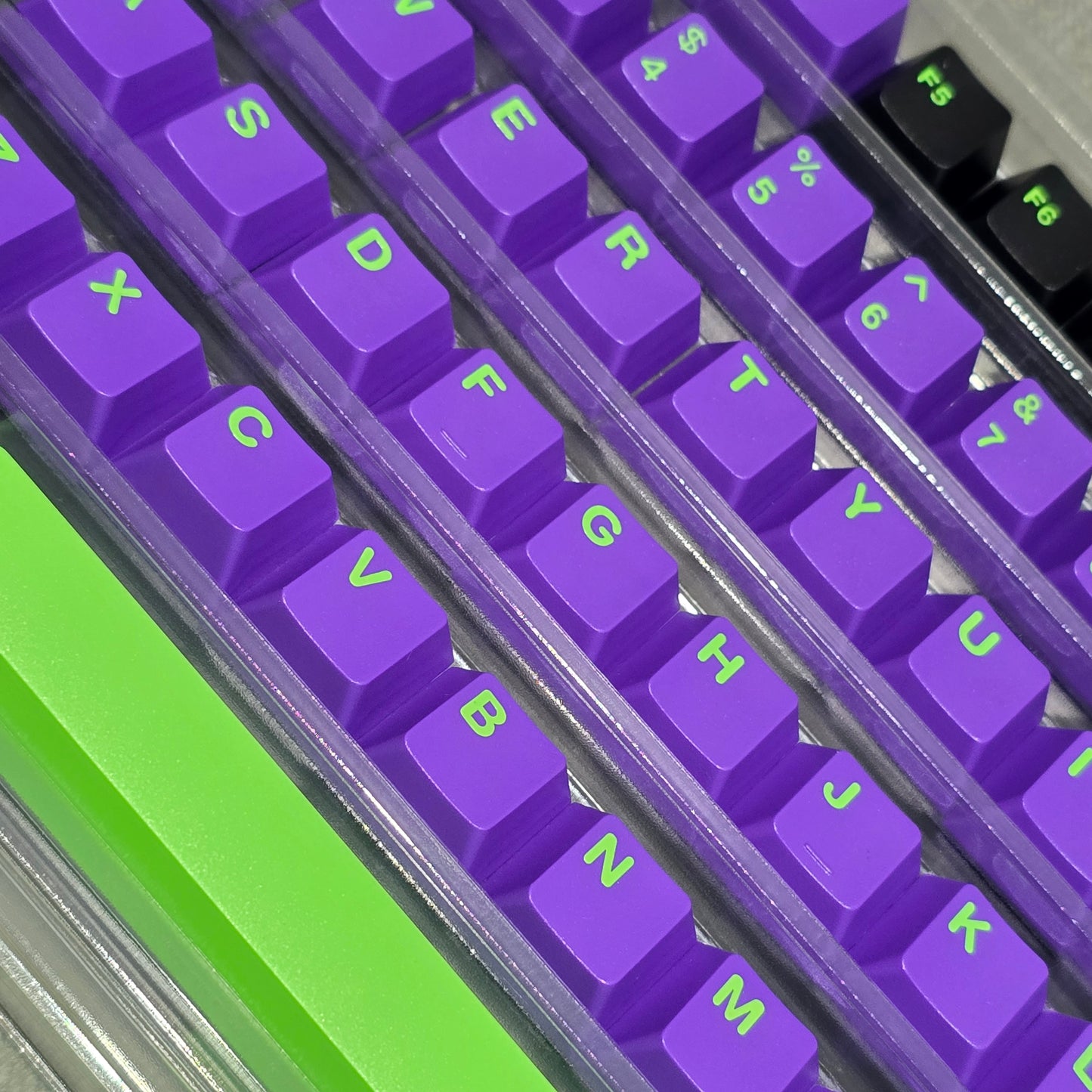 Neon Violet Quality Cherry Doubleshot Keycaps