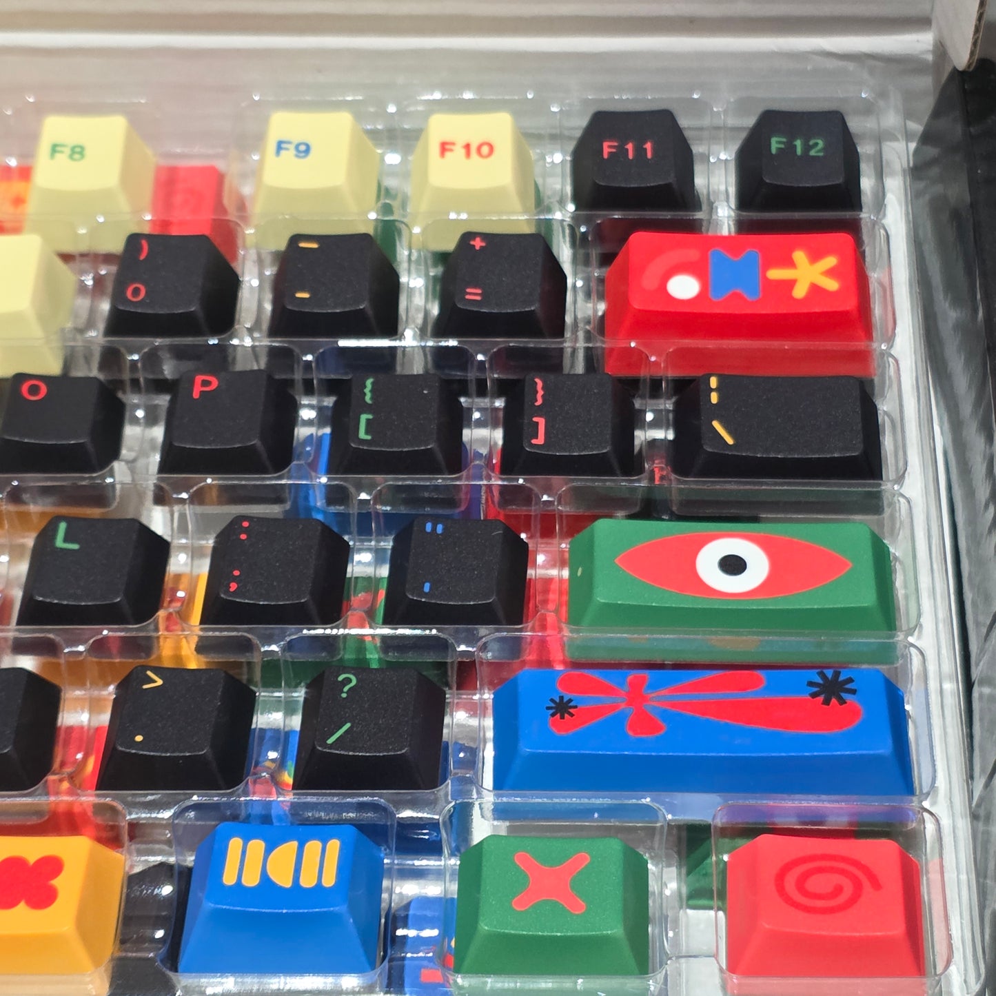 Motif Cherry 1.7mm Thick Keycaps