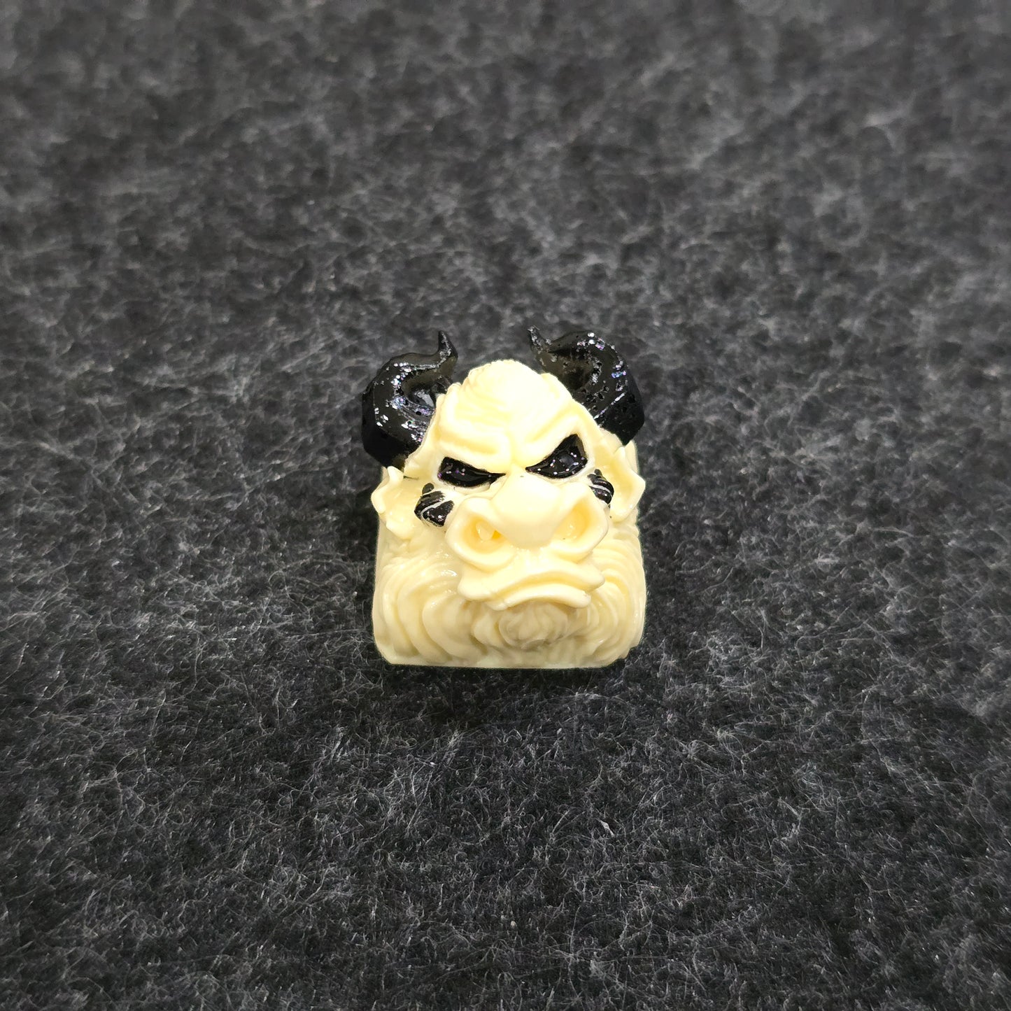 White Bull With Black Horns Artisan Keycap