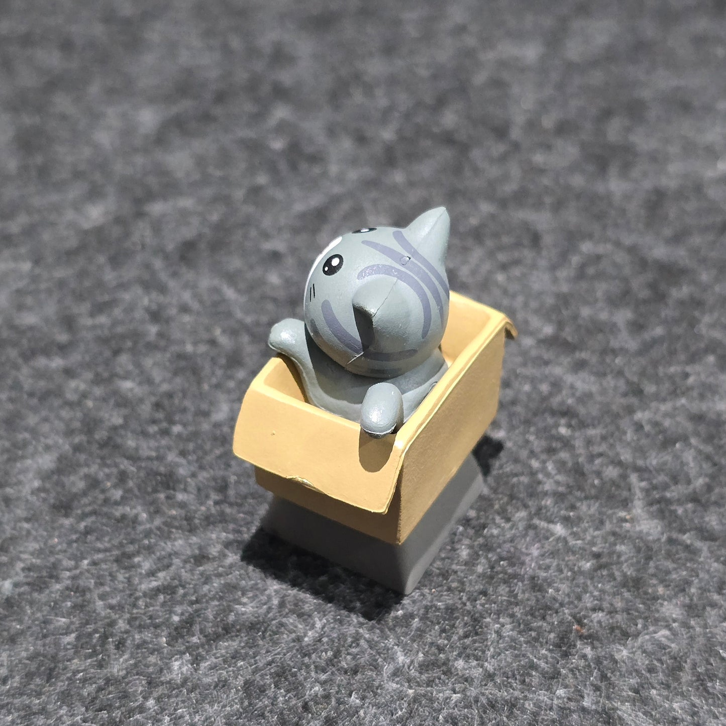 Happy Cat In Basket Resin Artisan Keycap