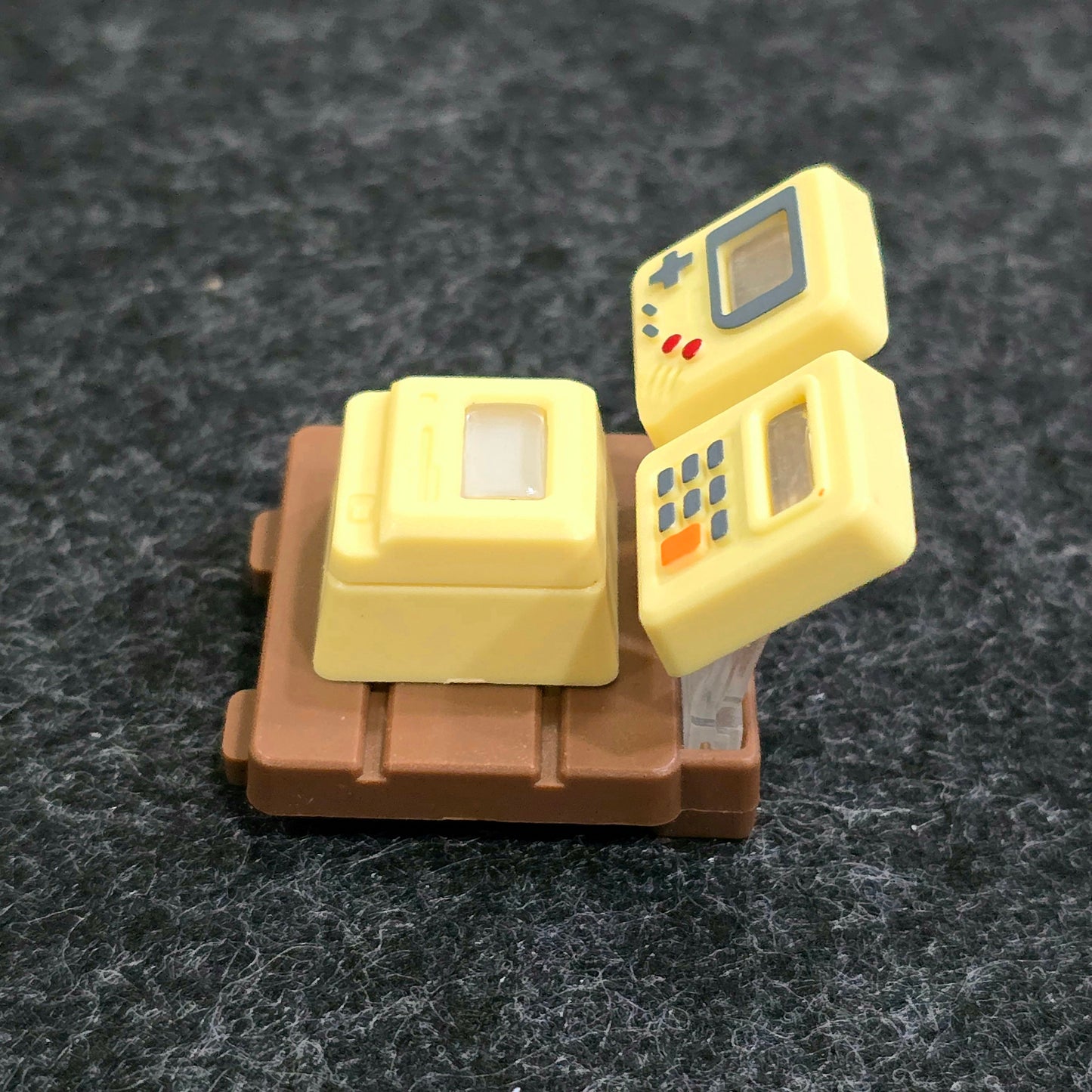 Yellow K-04 Retro Mini Gamepad 3 in 1 Backlit Artisan Keycap