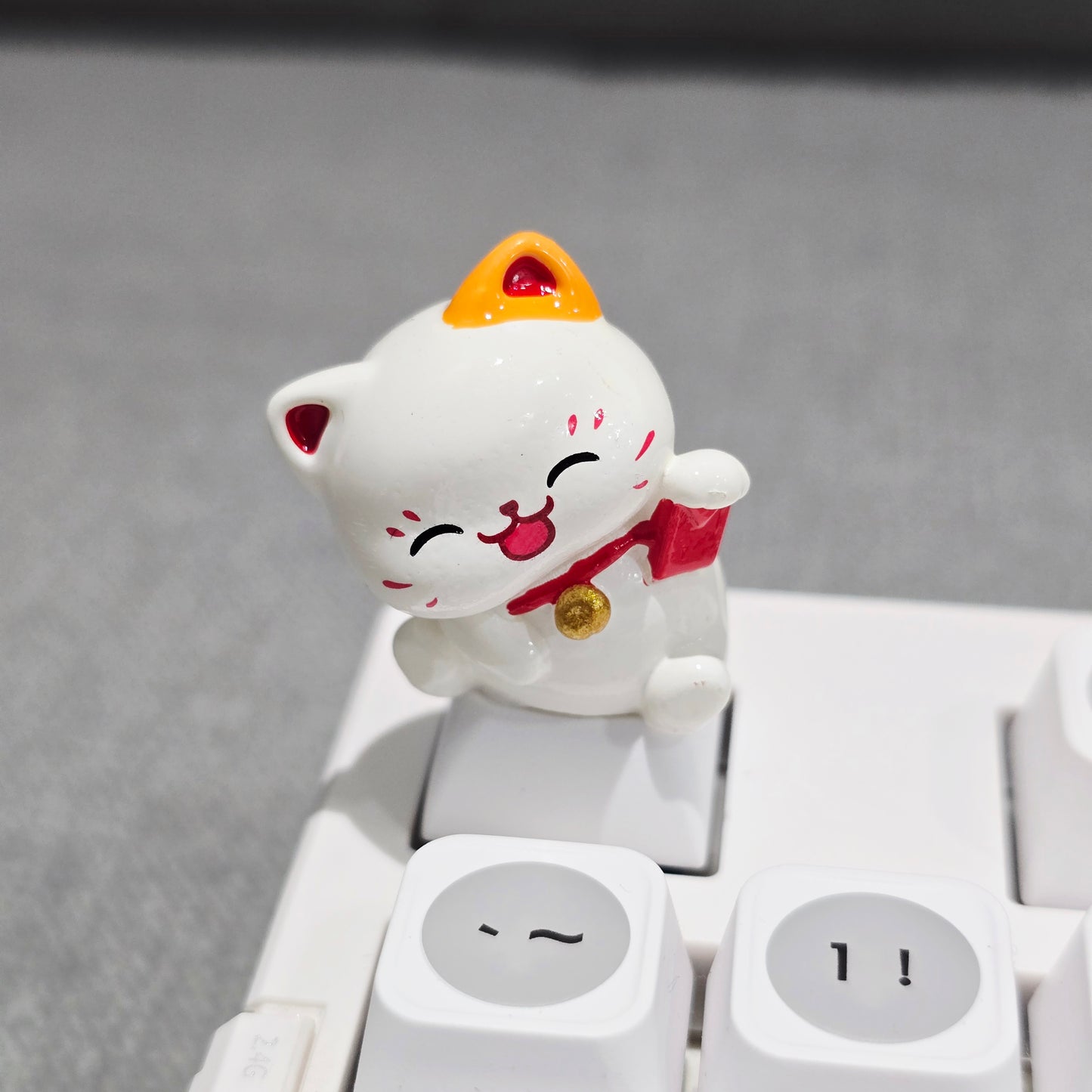 Lucky Fortune Cat Resin Artisan Keycap