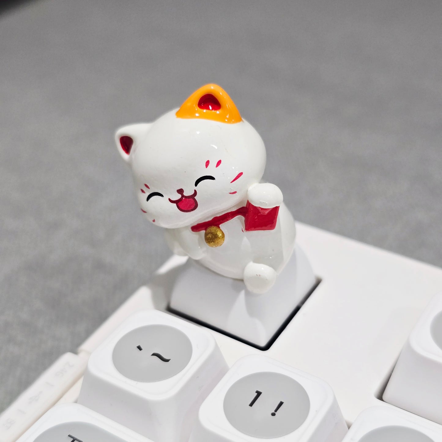 Lucky Fortune Cat Resin Artisan Keycap