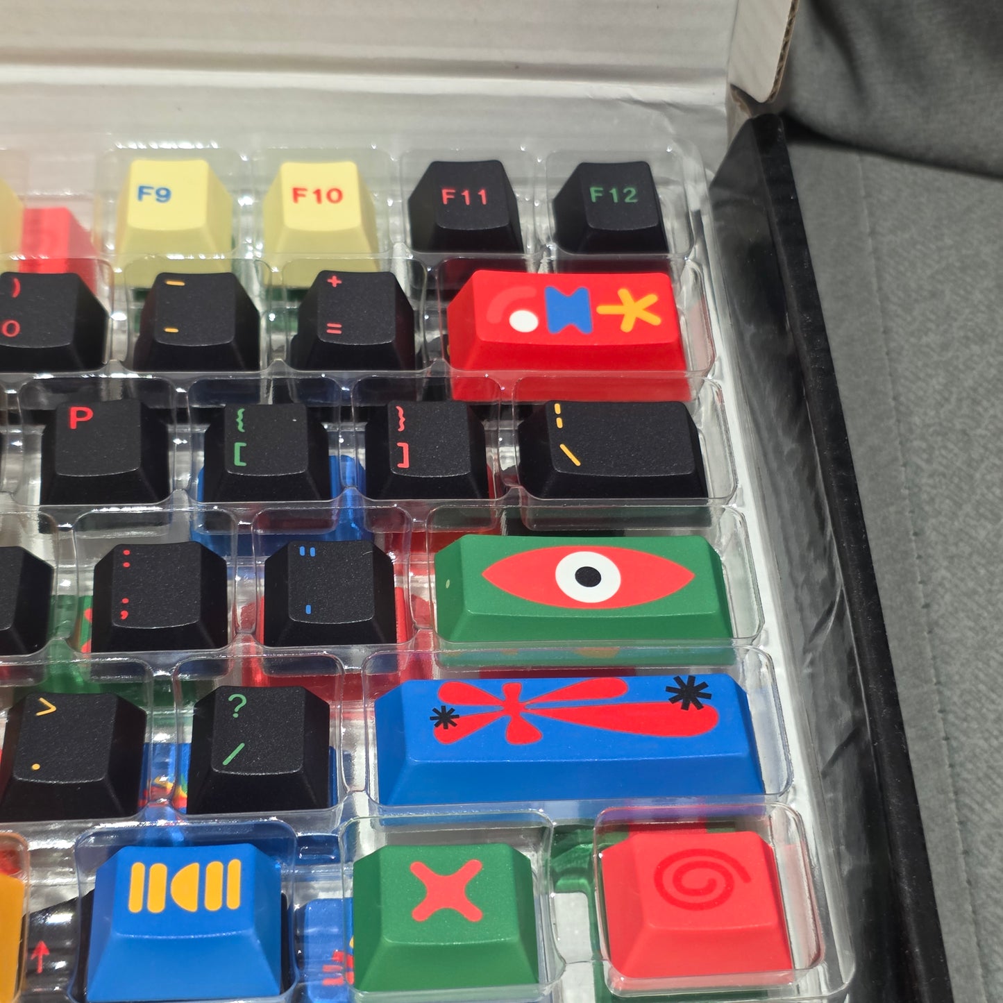 Motif Cherry 1.7mm Thick Keycaps