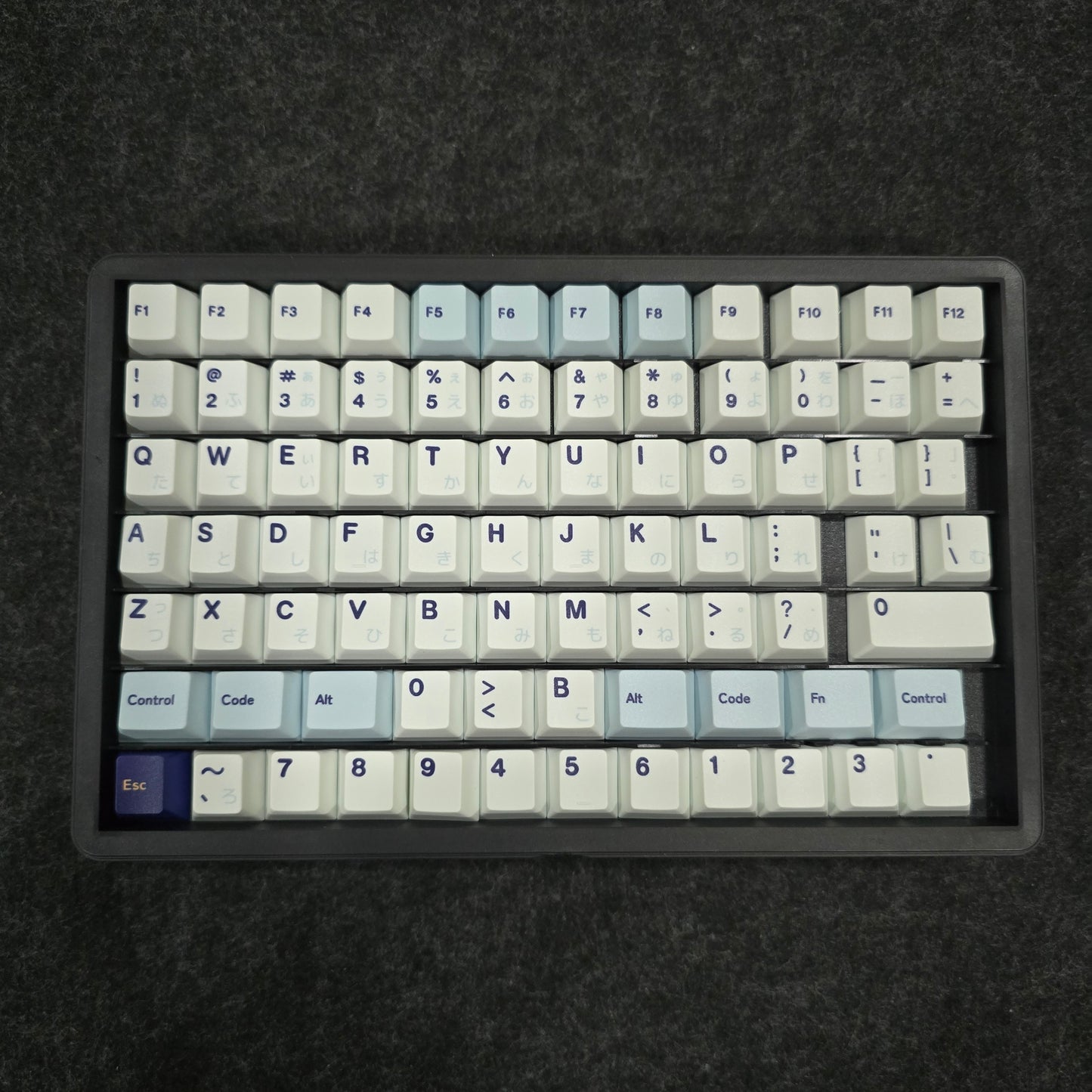 Shirasagi Inspired Premium Cherry PBT Keycaps With High Quality Keys Storage Box