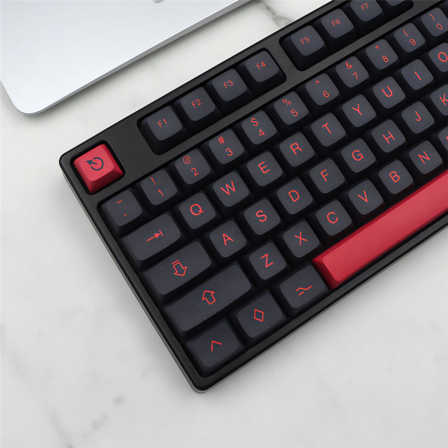 Mizu Red Black XDA PBT Keycaps