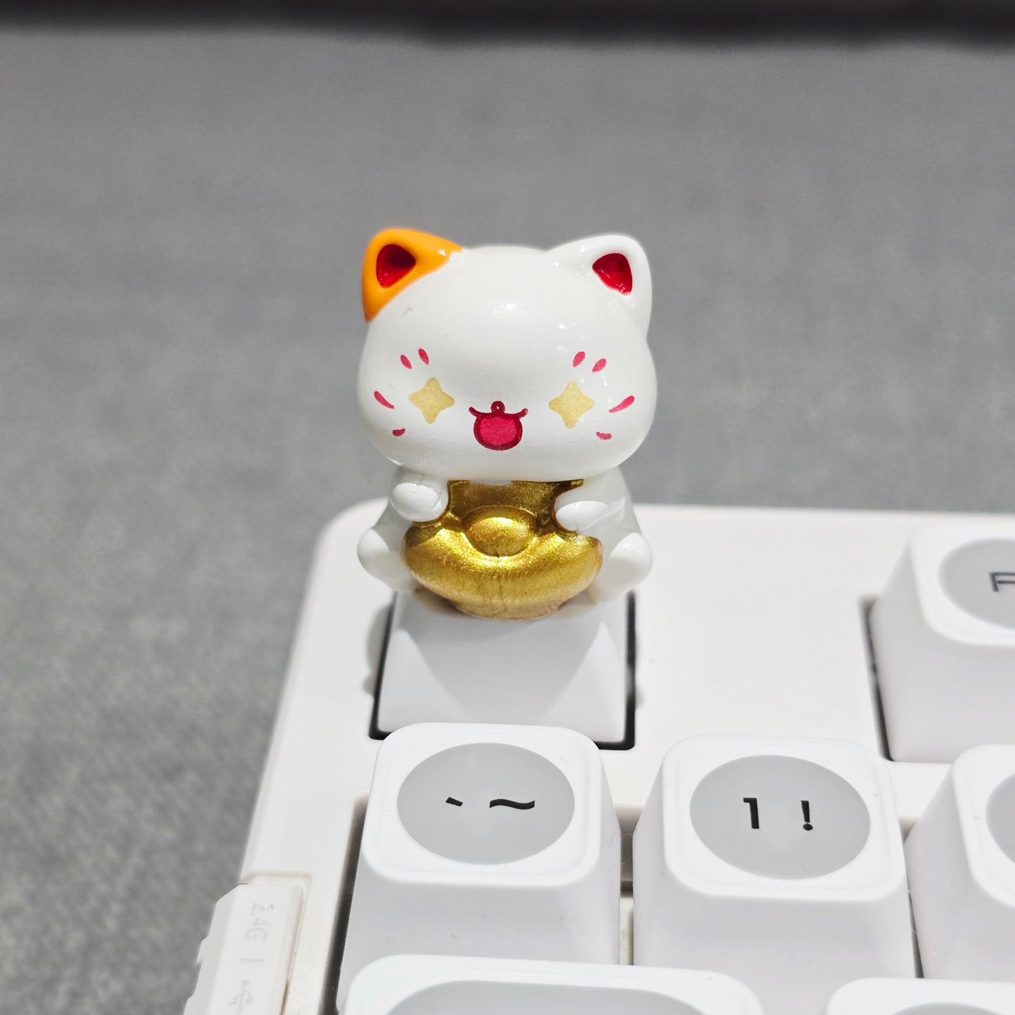 Lucky Fortune Cat Resin Artisan Keycap