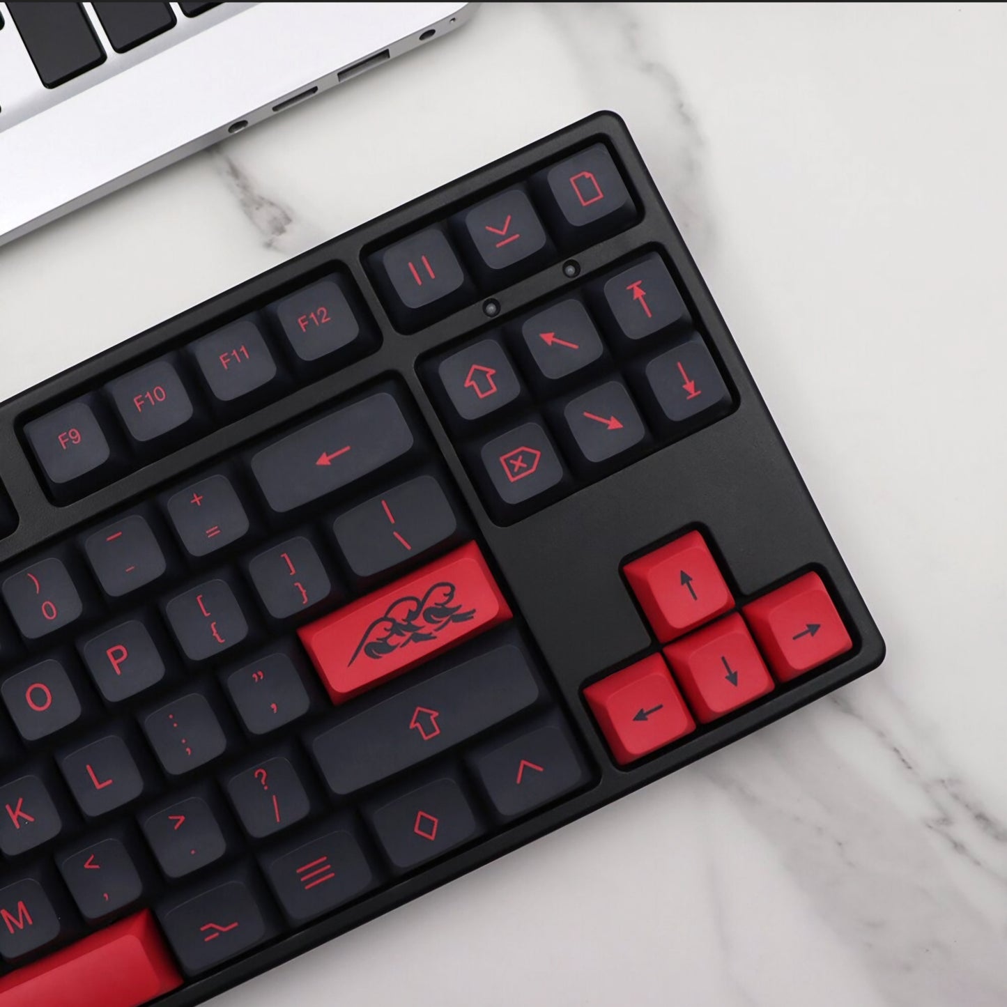 Mizu Red Black XDA PBT Keycaps