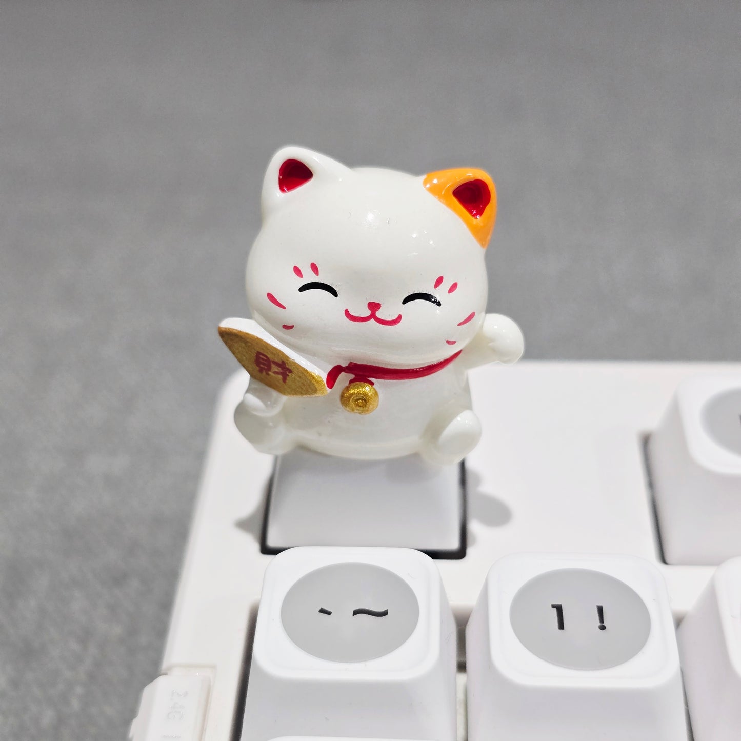 Lucky Fortune Cat Resin Artisan Keycap