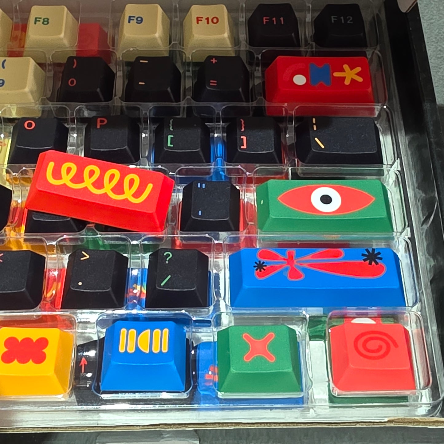 Motif Cherry 1.7mm Thick Keycaps