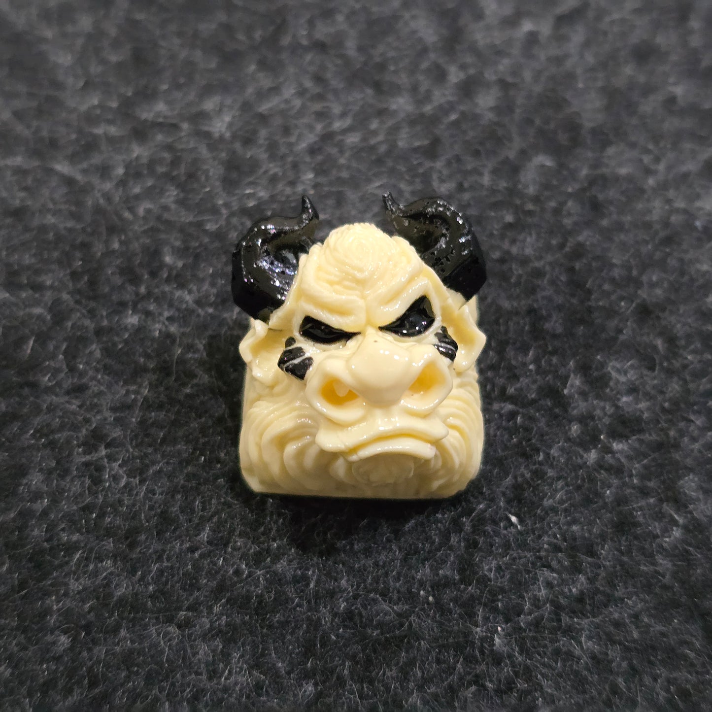 White Bull With Black Horns Artisan Keycap